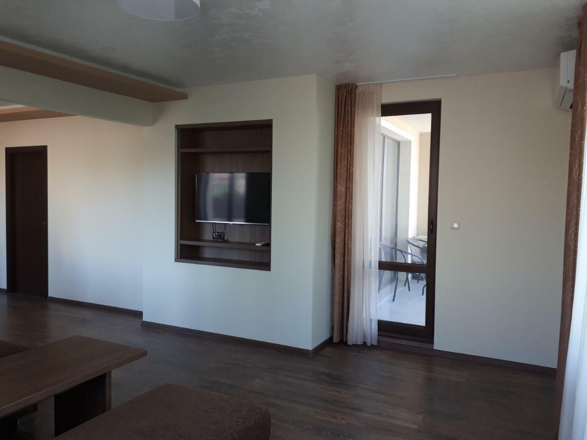 Hotel Gradina Chernomorets Exterior foto
