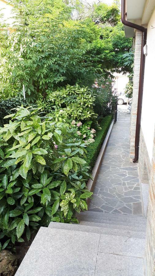 Hotel Gradina Chernomorets Exterior foto